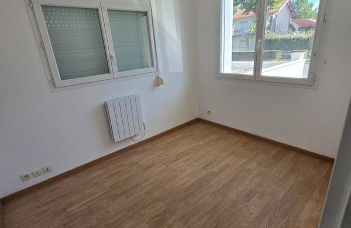 Appartement à vendre 3 pièces, grande terrasse, cave, 200 m mer  LA TREMBLADE (17) — photo 4