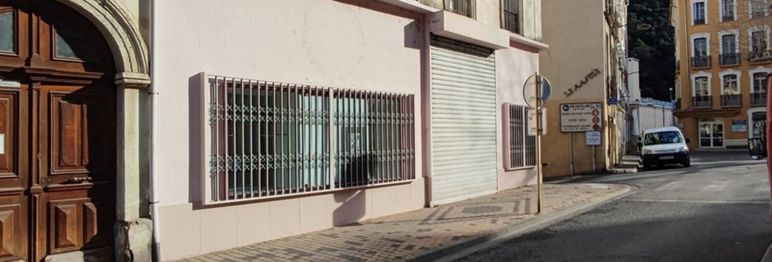 Commerce 9 Pièces 156 m² à louer à Amélie-les-Bains-Palalda (66110)