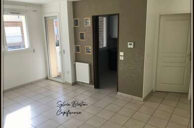 Appartement 3 pièces 180000 €
