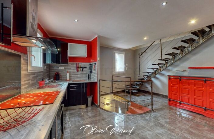 Dpt Hérault (34), à vendre MONTPELLIER maison de ville meublée, 78 m2 type LOFT + garage + parking + buanderie — photo 3