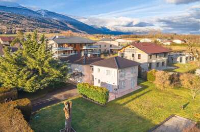 Maison 6 pièces 877000 €