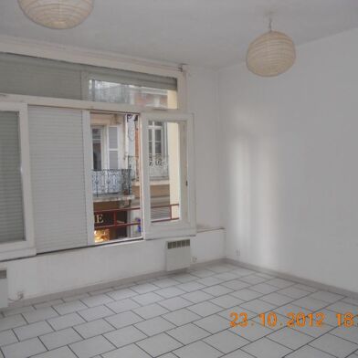 Appartement 3 pièces 470 €