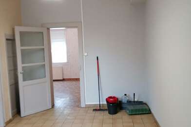 Maison 7 pièces 850 €