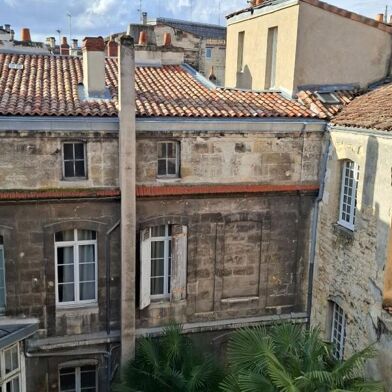 Appartement 5 pièces 640500 €