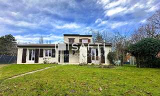 Maison 7 Pièces 162 m² à vendre à Landeronde (85150)