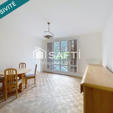 Appartement 3 pièces 180000 €