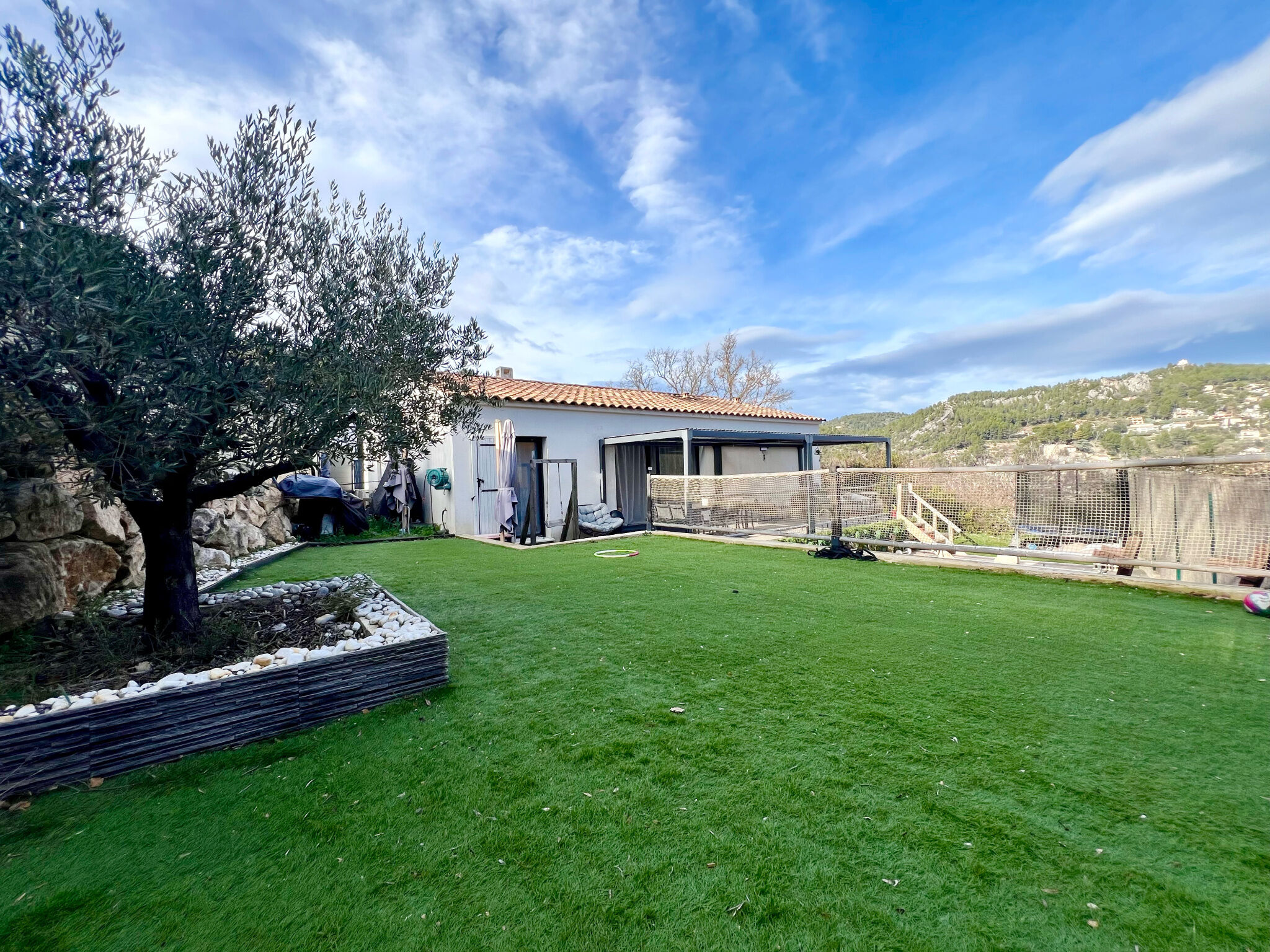 Villa / Maison  T5 à vendre Auriol 13390