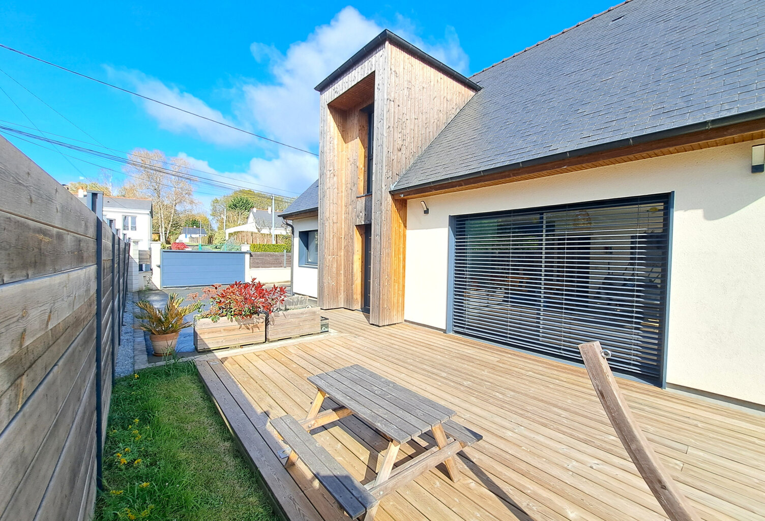 Maison récente avec une vraie vie de plain pied — photo 1