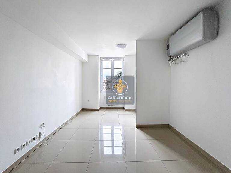 À vendre – Appartement T2 en plein centre-ville de Boissy-Saint-Léger — photo 1