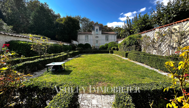 Villa / Maison 10 pièces  à vendre Rochelle (La) 17000