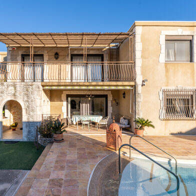Maison 8 pièces 649000 €