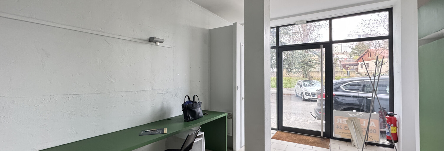 Commerce  82 m² à vendre à Bourg-lès-Valence (26500)