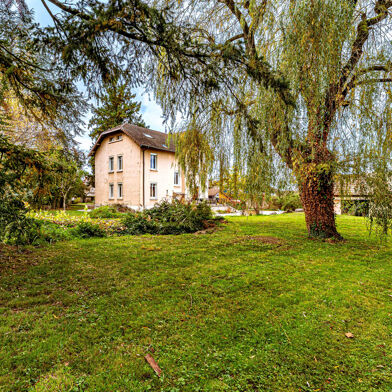 Maison 10 pièces 649000 €