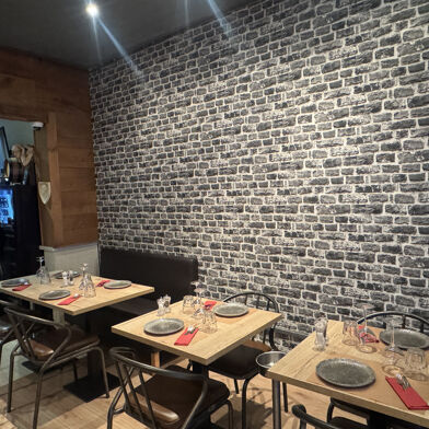 Commerce  250000 €