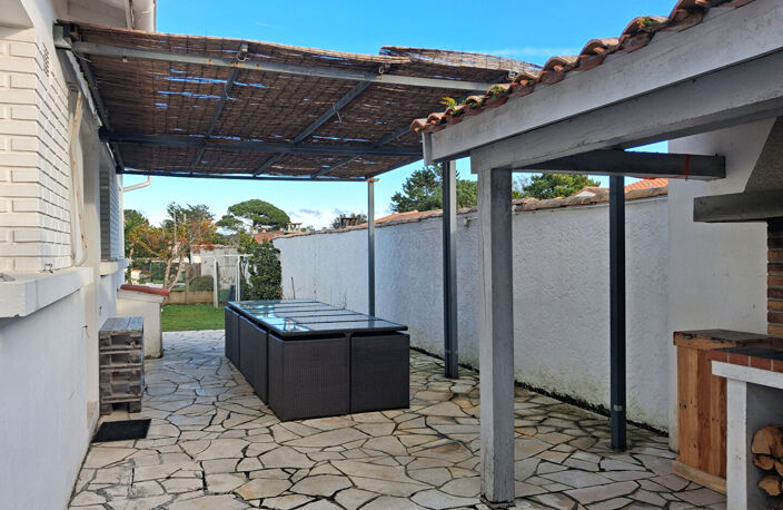Villa de bord de mer, plage et forêt à pied — photo 2