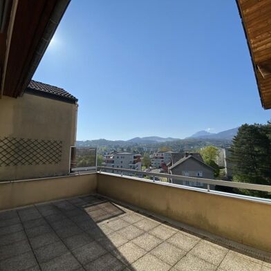 Appartement 7 pièces 1786 €