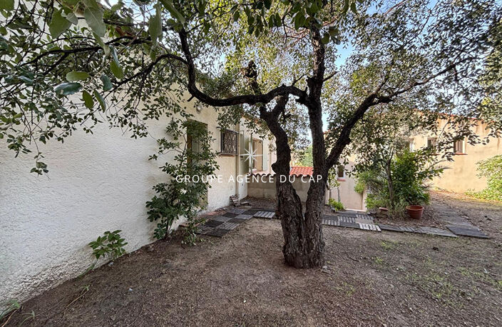 A VENDRE VILLA FAMILIALE 7 CHAMBRES EN IMPASSE GARAGE PISCINE POSSIBLE AUX ISSAMBRES — photo 2