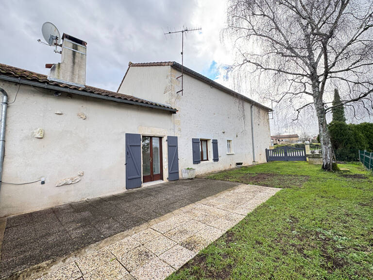 Maison Bunzac 4 pièce(s) 72.30 m2 — photo 1