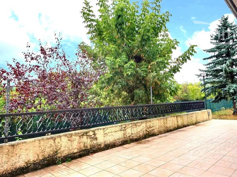 À vendre : Échirolles Gare, maison avec jardin et annexes — photo 1