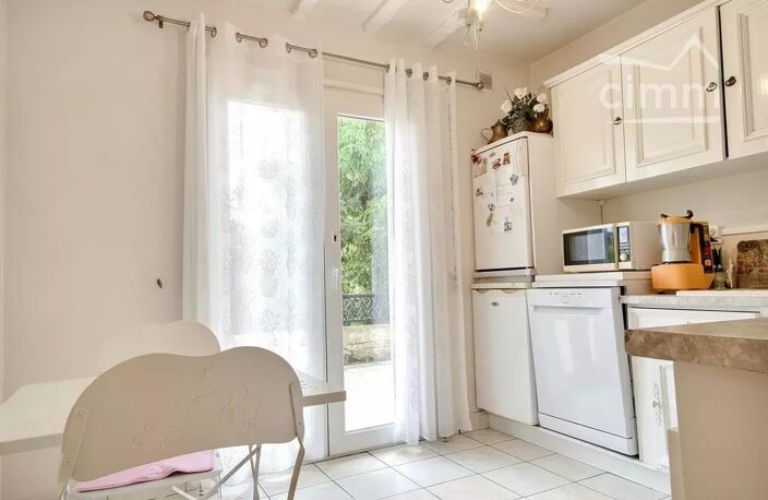 À vendre : Échirolles Gare, maison avec jardin et annexes — photo 3