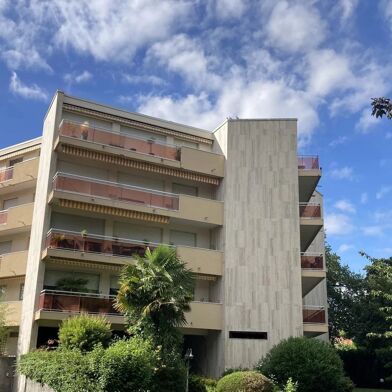 Appartement 3 pièces 333900 €