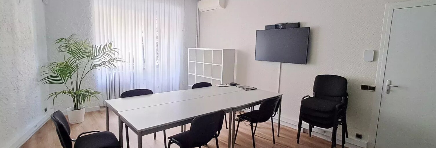 Commerce  39 m² à louer à Auch (32000)