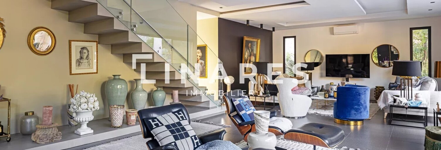 Maison 9 Pièces 360 m² à vendre à Marseille 7 (13007)