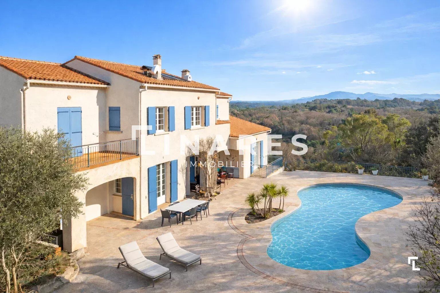 Villa / Maison  T7 à vendre Tourves 83170