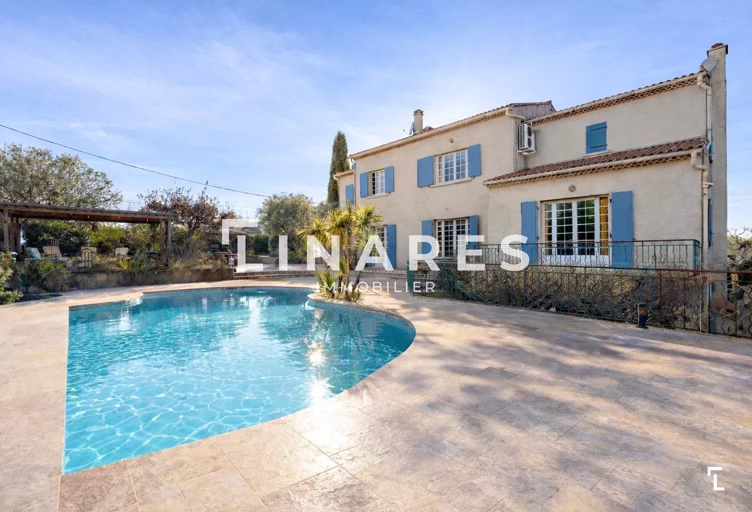 LA VILLA DES POSSIBLES - Maison T7 de 369m2 - Terrain 3275m2 - P — photo 1