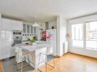 ISSY - Superbe 4 pièces 90.5 m2 au 5ème étage avec 14,5 m2 de Te — photo 2