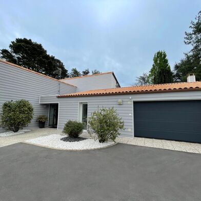 Maison 6 pièces 495000 €