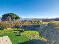 Spacieuse maison familiale avec piscine et grand terrain — photo 4