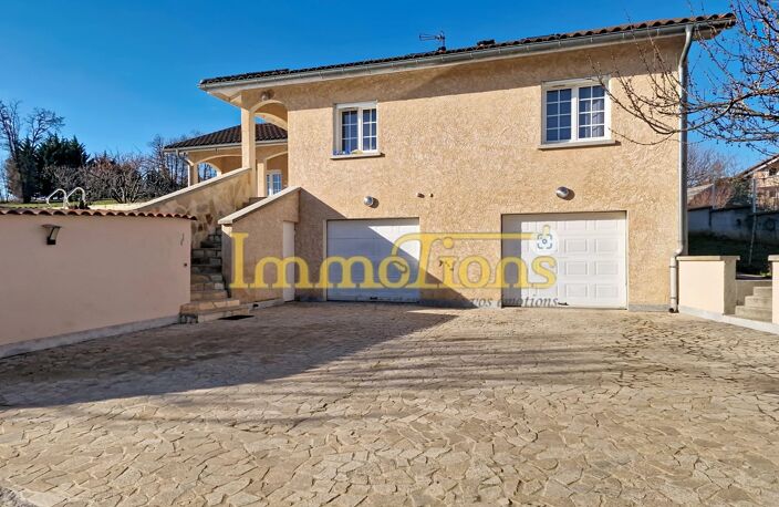 Spacieuse maison familiale avec piscine et grand terrain — photo 5