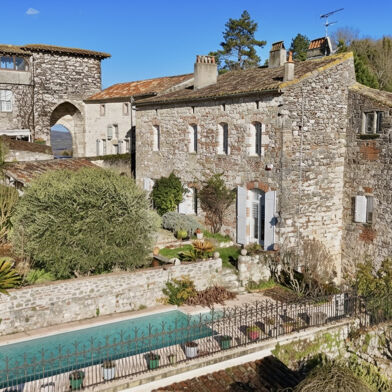 Maison 11 pièces 696000 €