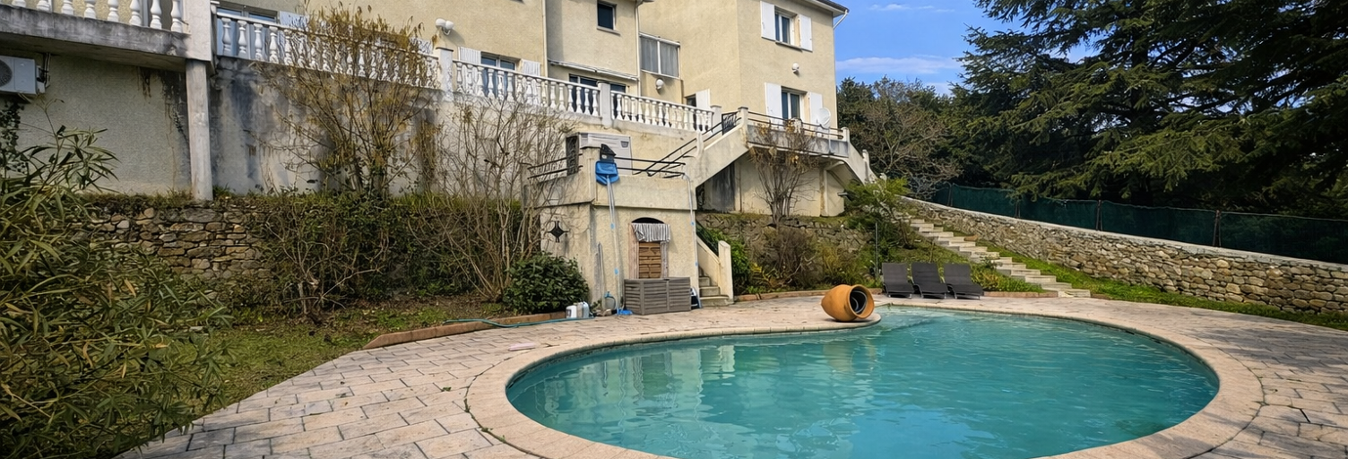 Maison 7 Pièces 216 m² à vendre à Annonay (07100)