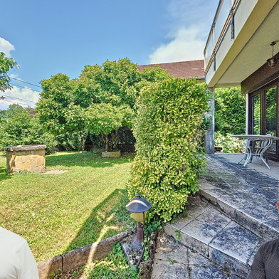 Maison 10 pièces 370000 €