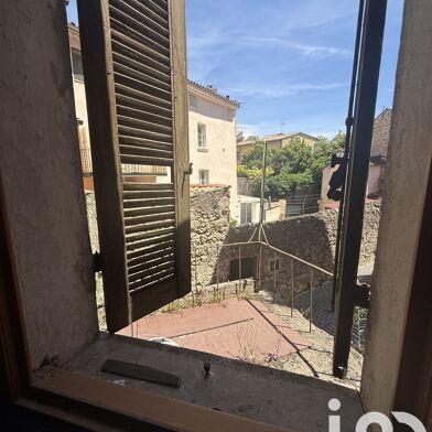 Immeuble  130571 €