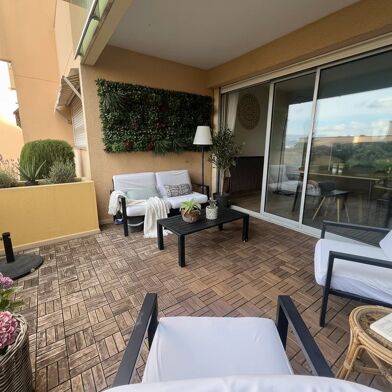 Appartement 1 pièces 240000 €