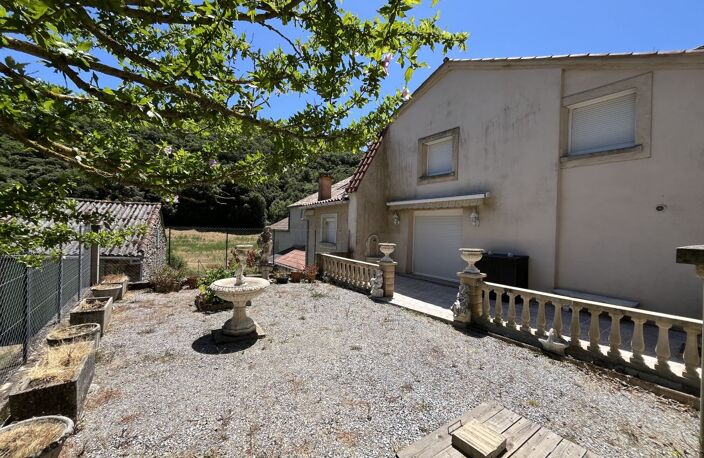 Maison GARAGES, TERRAIN ET DEPENDANCES — photo 2