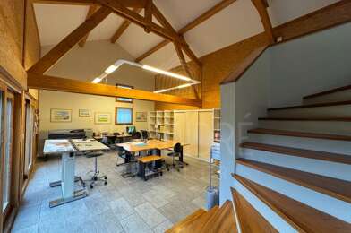 Bureau 3 pièces 990 €