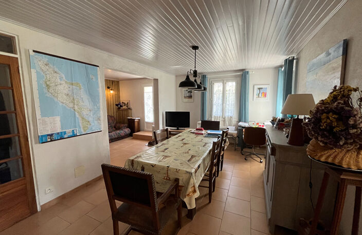 CHARME ET VOLUMES POUR CETTE MAISON FAMILIALE ! — photo 4