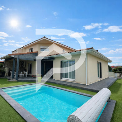 Maison 6 pièces 449000 €