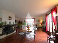 Robuste maison de 7 pièces et 215 m² — photo 3