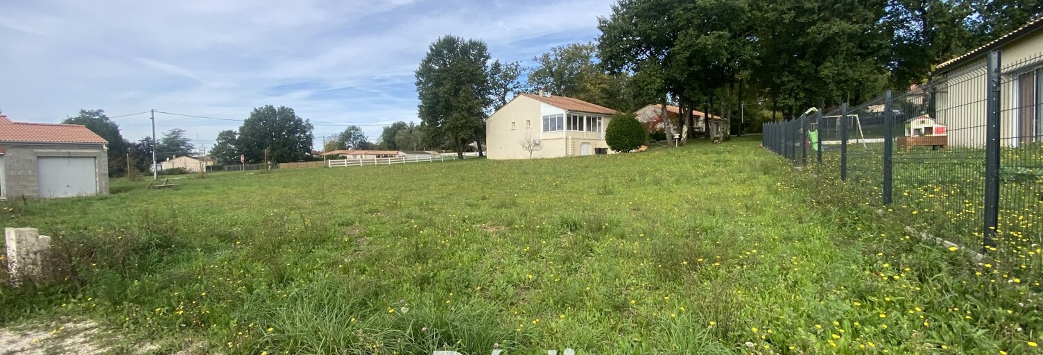 Terrain  625 m² à vendre à Sireuil (16440)