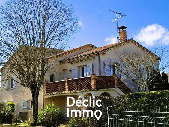 Maison familiale - nombreuses possibilités d'aménagement — photo du bien