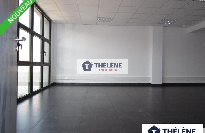 BUREAUX à LOUER — photo 2