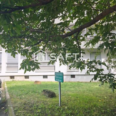 Appartement 5 pièces 255000 €