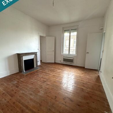 Appartement 3 pièces 82500 €
