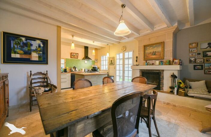 Maison en pierre de 4 pièces principales — photo 2