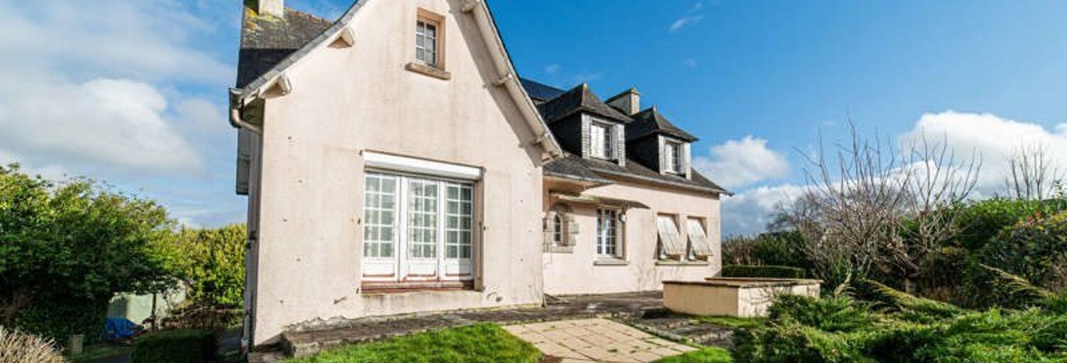 Maison 8 Pièces 206 m² à vendre à Pleyber-Christ (29410)